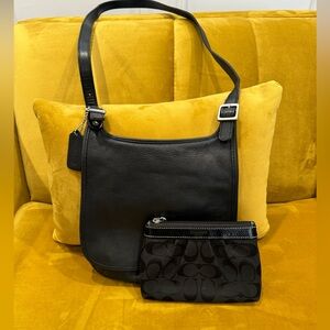 Coach vintage leather Crossbody with wristlet..